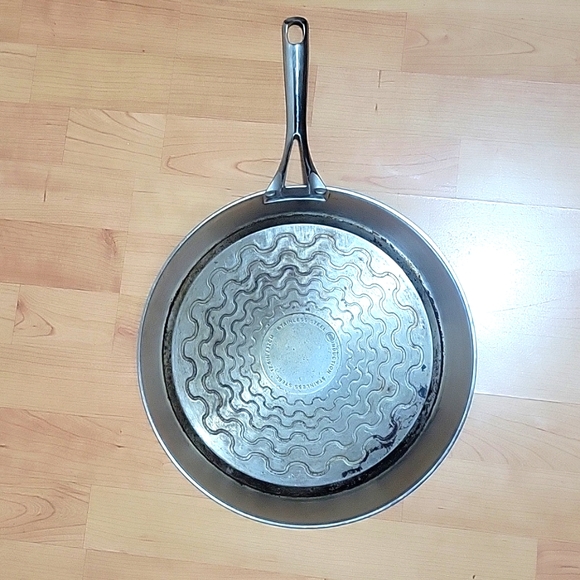 32cm T-Fal Induction Skillet - Stainless Steel - Picture 1 of 4